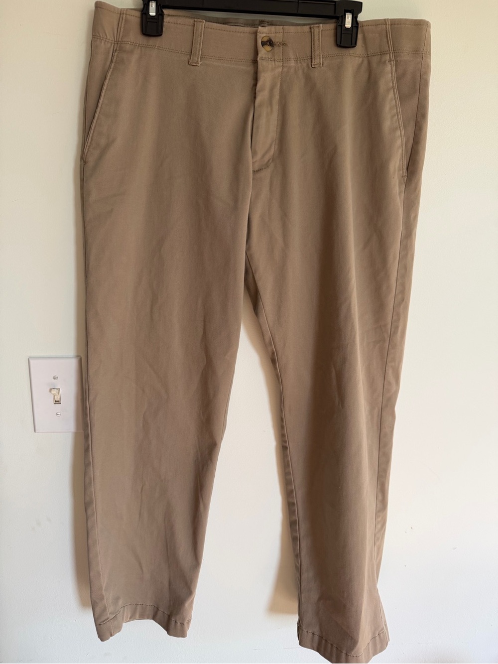 Haggar Men's Life Khaki Casual Chino Pants